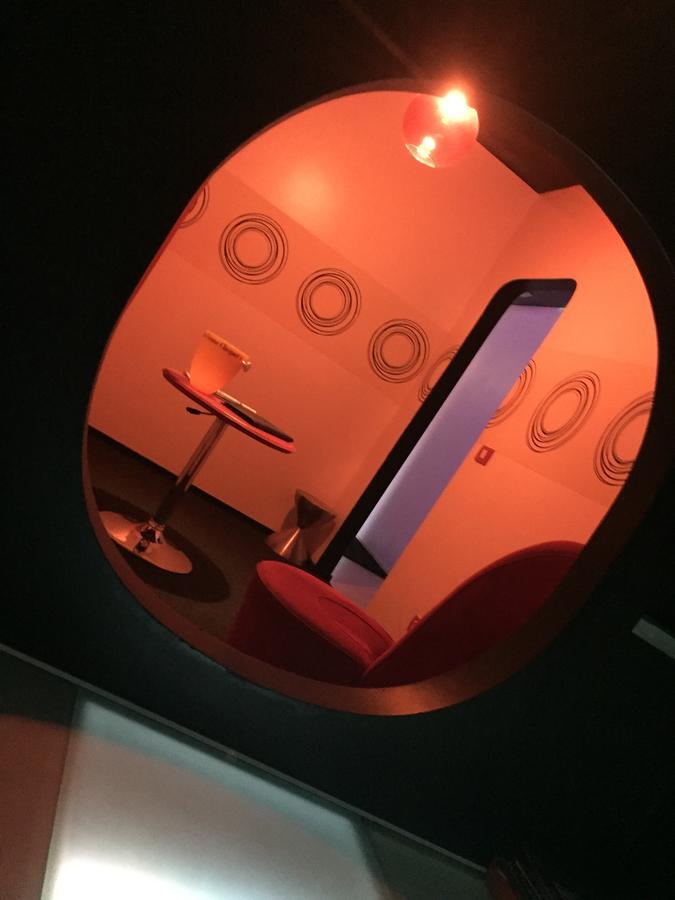 Bubble Lounge Hotel Hooglede Exterior photo